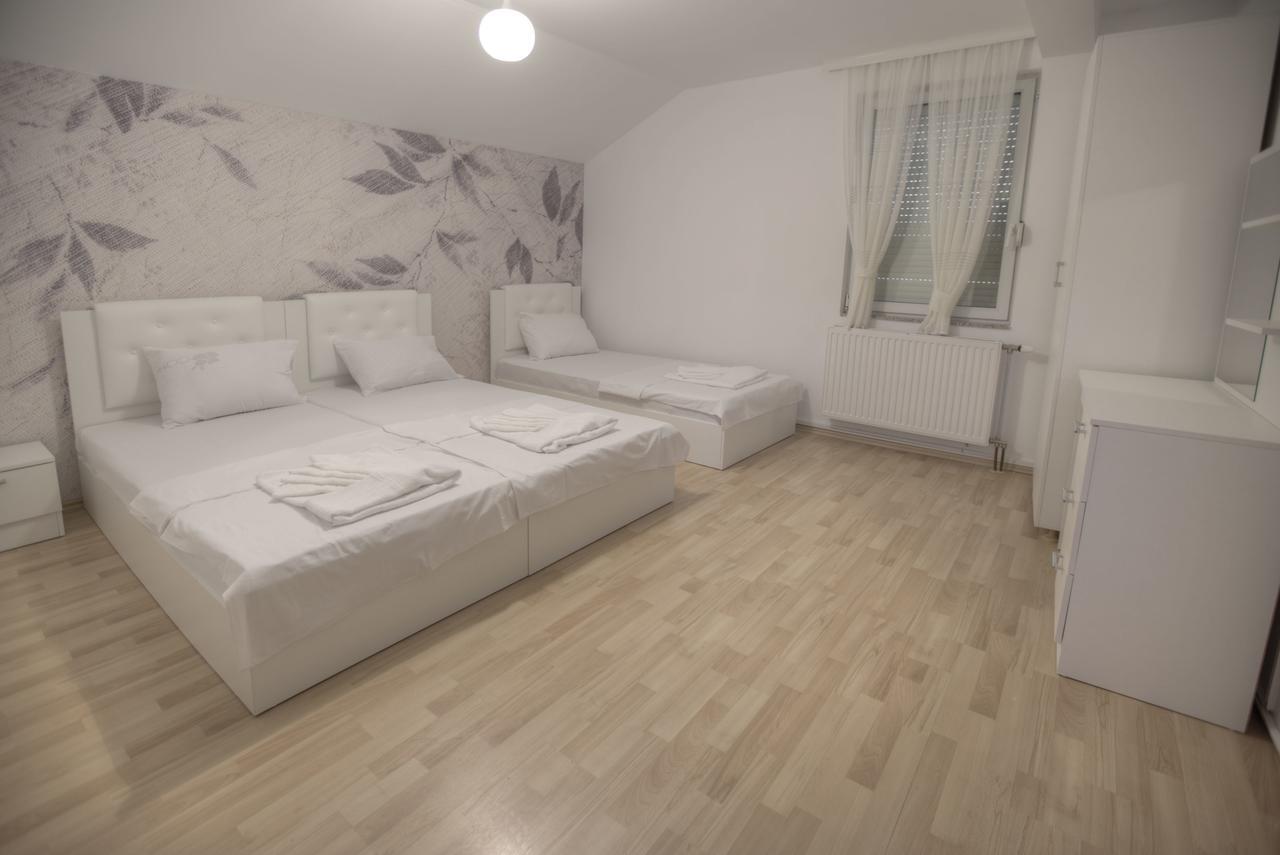 Guest House Prishtine Εξωτερικό φωτογραφία